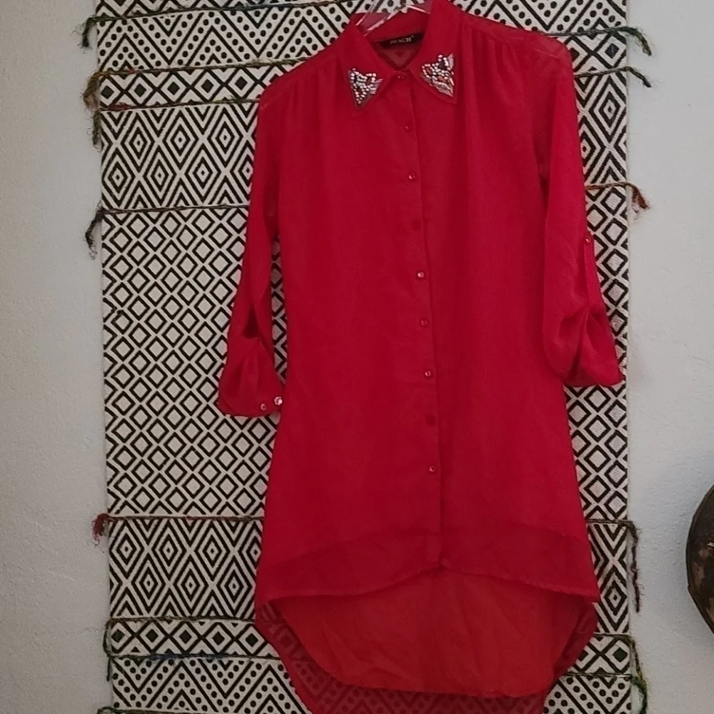 "Peach " Red long in back short in front blouse - Picture 5 of 5